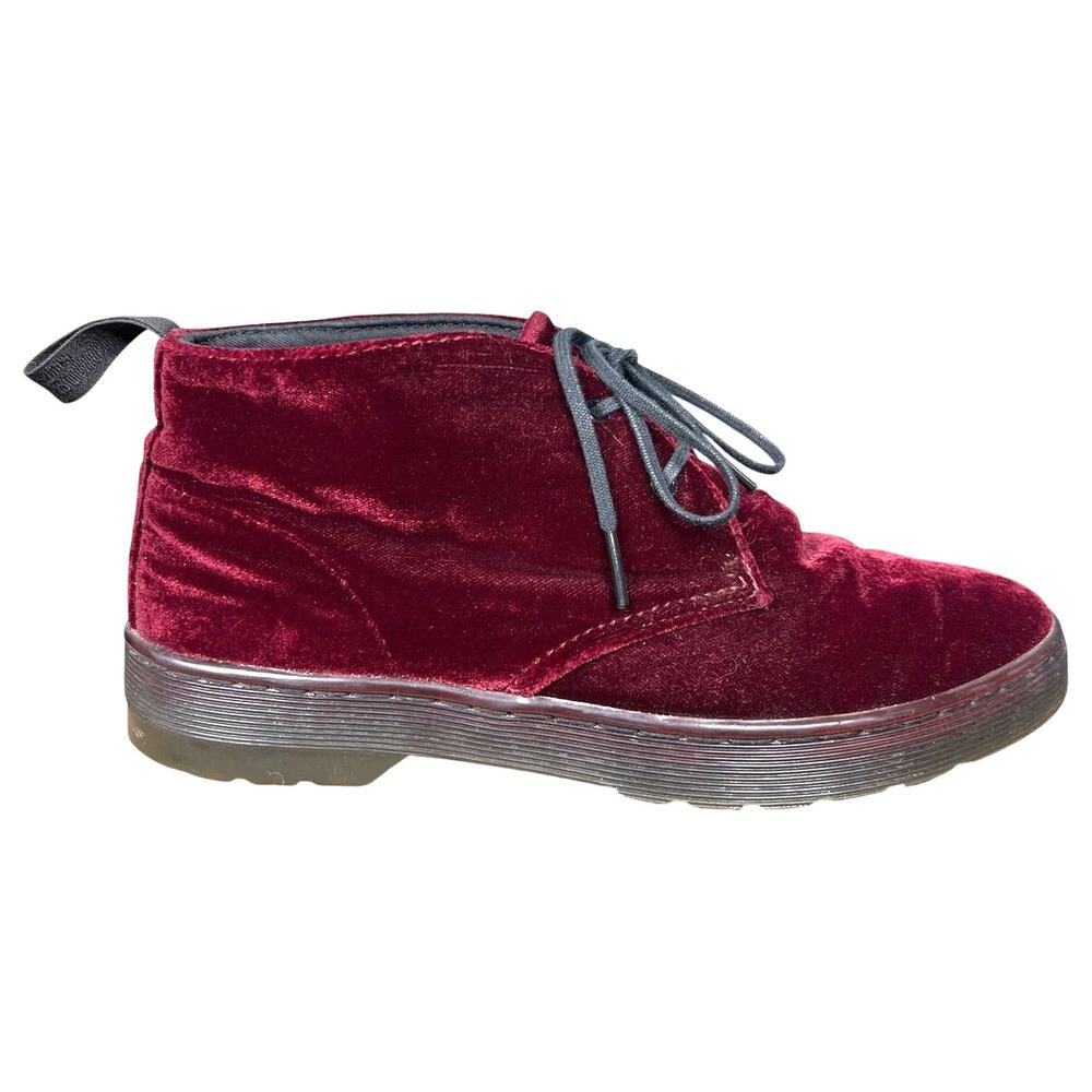 Dr. Martens Women’s Daytona Burgundy Velvet Chukka Boots Size US 8